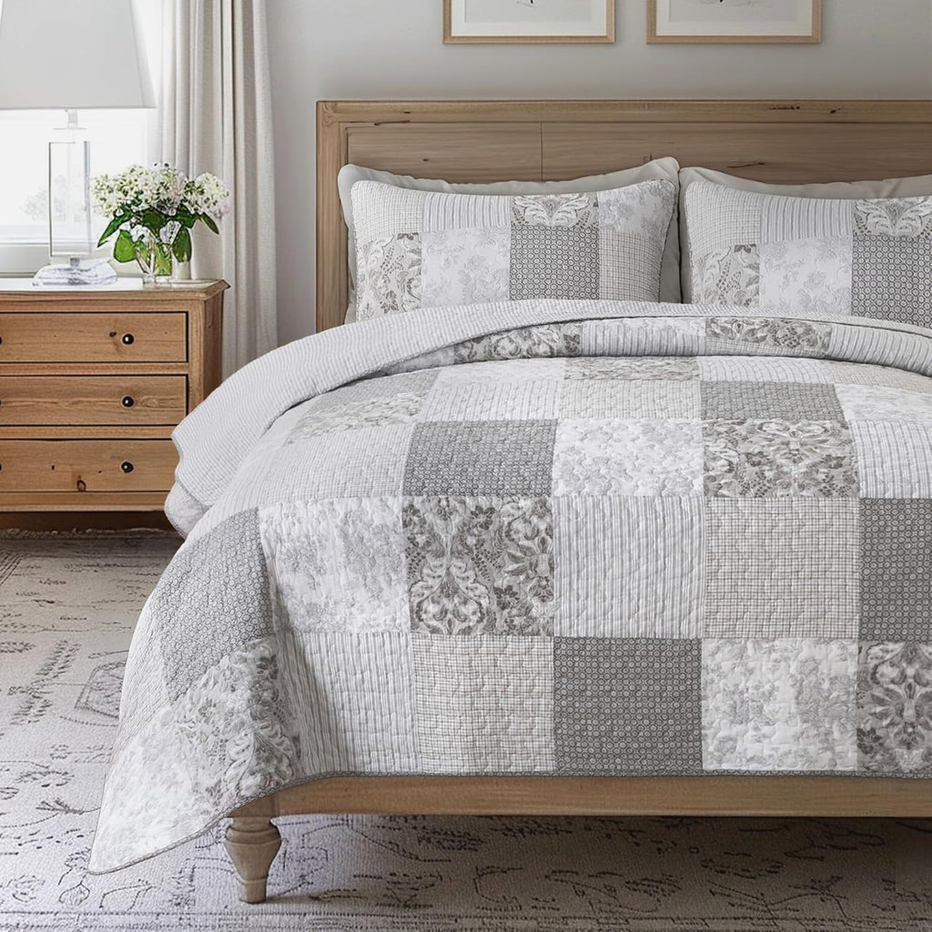 Silver Linings Cotton Quilt Set - Queen Size with 2 Shams, Neutral Pieced Patchwork Design, Country Silver Gray Quilted Comforter, Lightweight Summer Farmhouse Bedspread