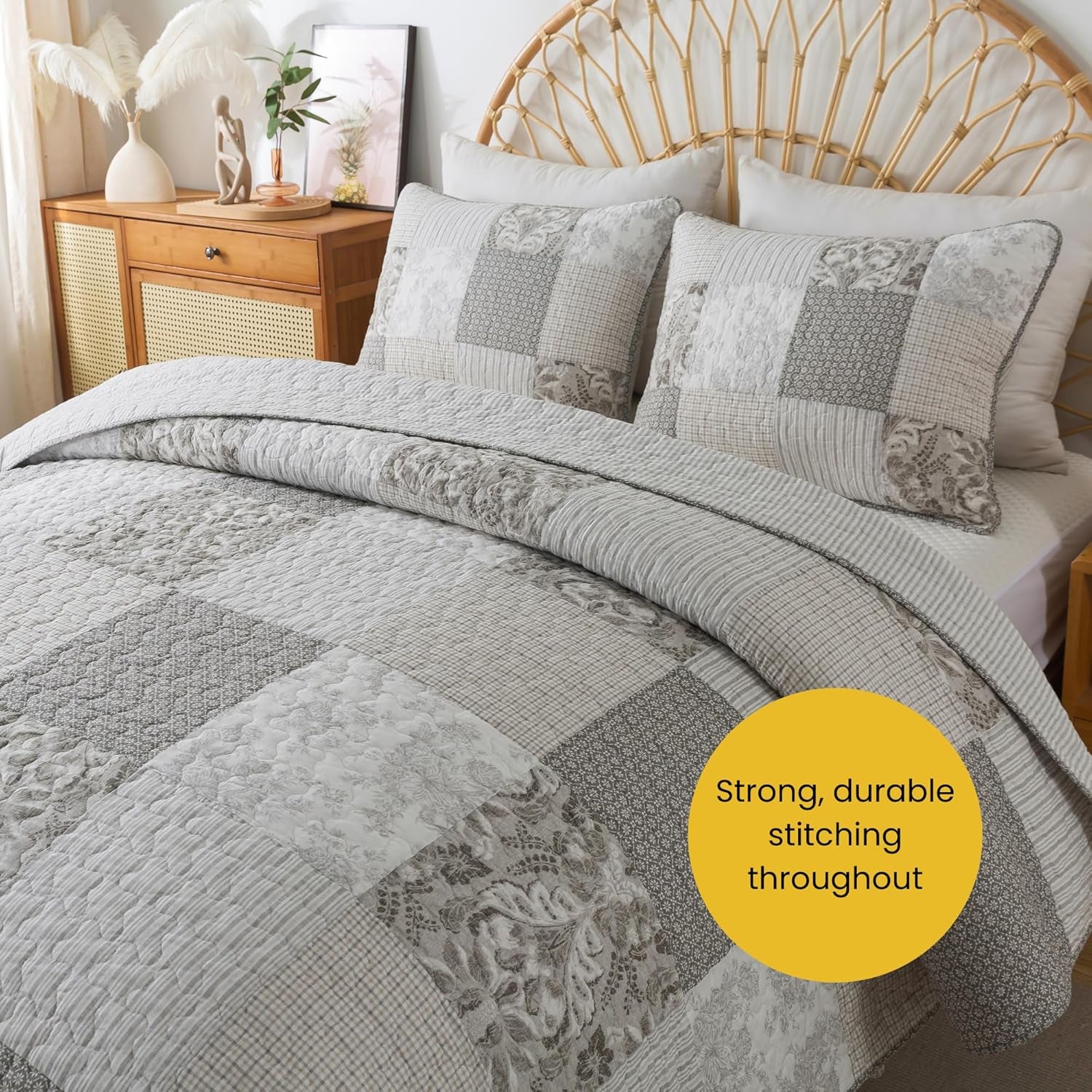 Silver Linings Cotton Quilt Set - Queen Size with 2 Shams, Neutral Pieced Patchwork Design, Country Silver Gray Quilted Comforter, Lightweight Summer Farmhouse Bedspread